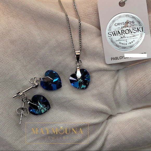 ❌SOLD❌ SWAROVSKI® Royal Blue Heart Crystals Set - Picture 2 of 4
